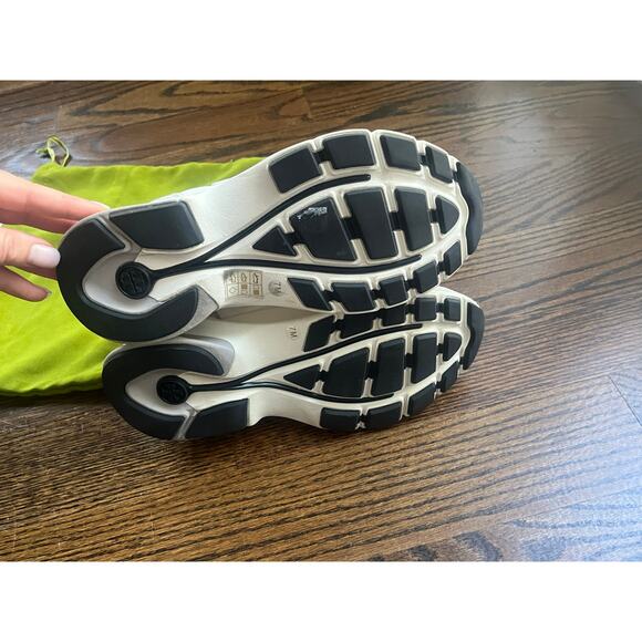 Tory Burch Women's Good Luck Trainer Sneakers Sz. 7 NWT - Picture 2 of 8